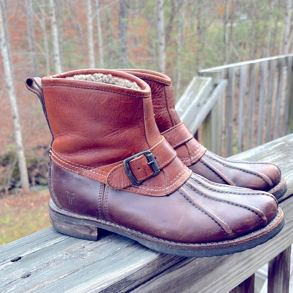 Frye Boots Womens 8 Brown Veronica Duck Engineer Shearling Lined Packer Pull On